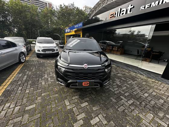 FIAT TORO 2.0 16V TURBO DIESEL FREEDOM 4WD AT9 FIAT TORO 2.0 16V TURBO DIESEL FREEDOM 4WD AT9